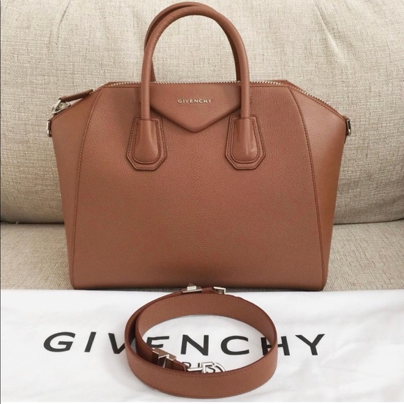 ❌SOLD❌NEW Givenchy Antigona Medium Sugar Satchel - Picture 2 of 8